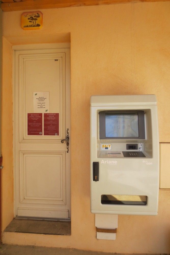 Hotel L'Oustau Марсель Экстерьер фото